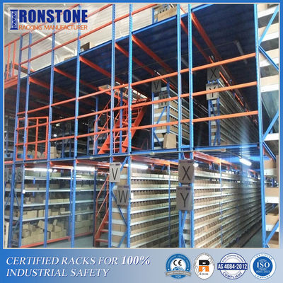 Certyfikowane systemy podłogowe mezzanine wspierane przez regały magazynowe